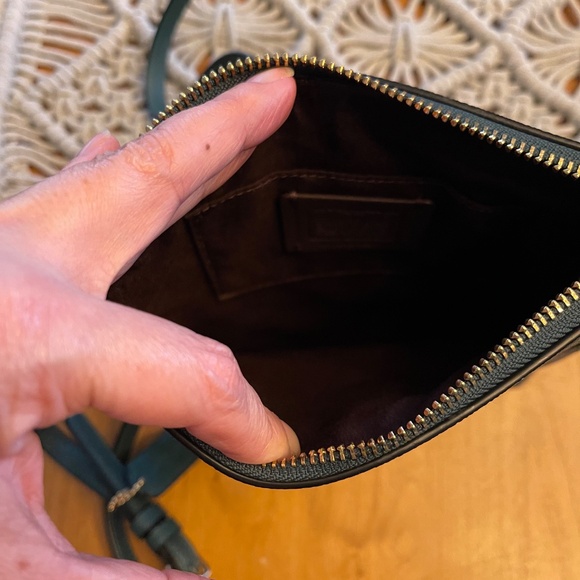 Coach Leather Green Crossbody with Wallet - Picture 8 of 10